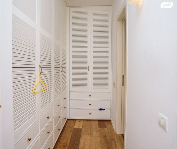 בית פרטי/ קוטג', כפר מנחם