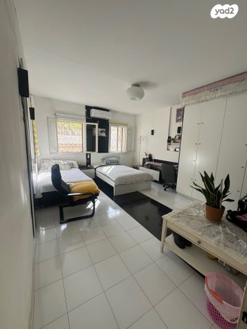 דירה, ח'טיב, שער פלמר, תחנת רכבת השמונה, חיפה