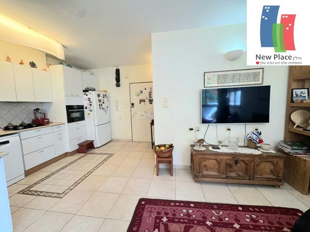 דירה, חנה סנש 23, גבעת הרמבם, גבעתיים