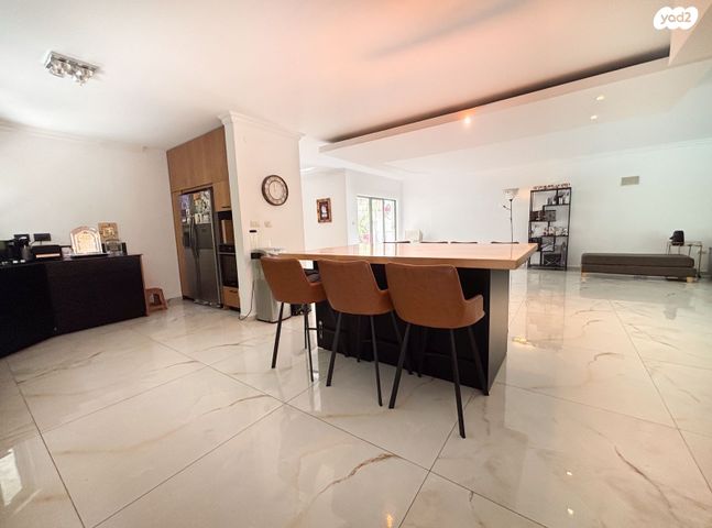 בית פרטי/ קוטג', רעננה