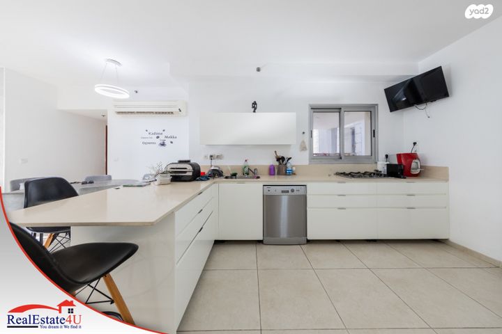 דירה, דודו דותן 2, עיר ימים, נתניה