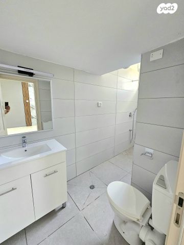 דירה, דרך אלנבי, קרית אליעזר, חיפה