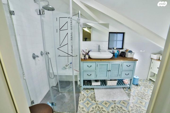 גג/ פנטהאוז, עג'מי, גבעת העליה, תל אביב יפו