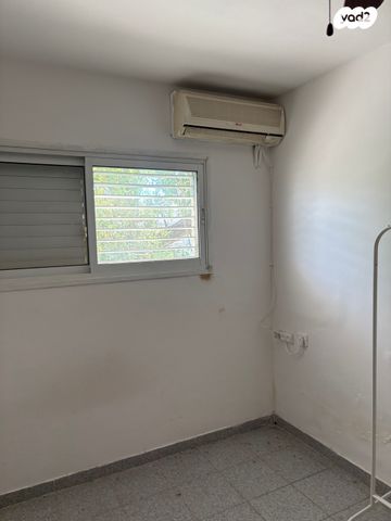 דירה, הנשיא, בית וקאנטרי, גיורא יוספטל, גבעת שמואל