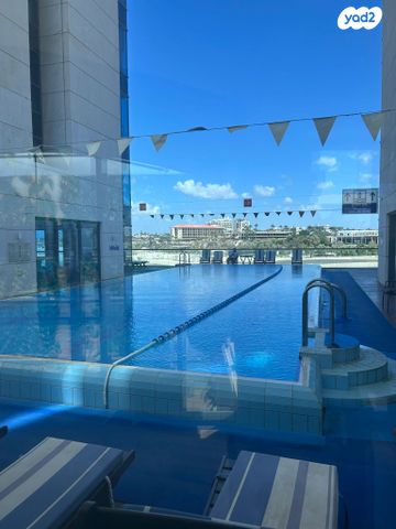 דירה, הצדף, הרצליה