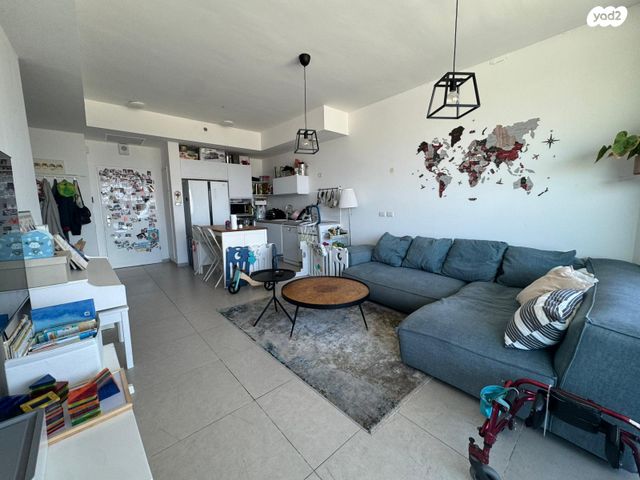 דרך מנחם בגין 160