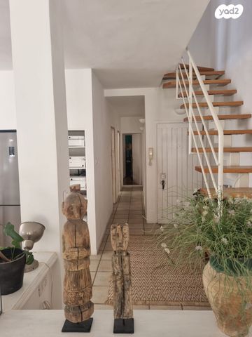 גג/ פנטהאוז, הדר, רמת השרון