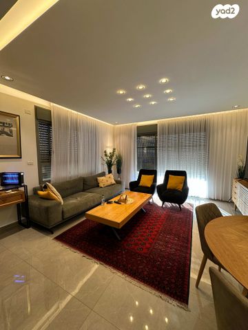 אברהם שלום יהודה 