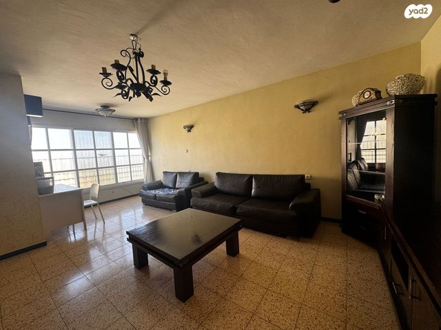 דירה, ציון בהלול 16, שיכון עובדים, טבריה