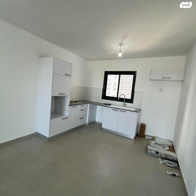 דירה, כרמי הנדיב, אחוזת רוטנר, קרית מלאכי