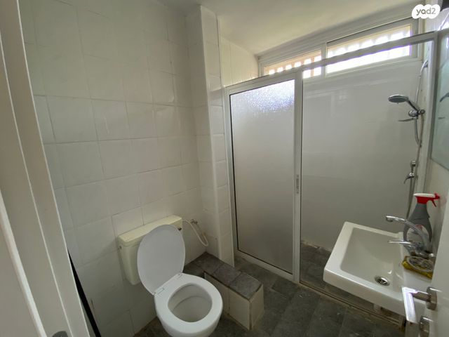 דירה, שדרות דגניה 11, קרית חיים מערבית, חיפה