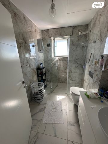 דירה, פלמ"ח, מבשרת ציון