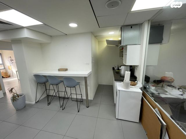 משרדים, הנביאים 8, חיפה