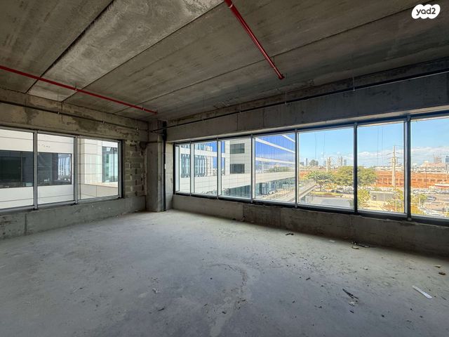 משרדים, משה דיין 10, פארקטק פתח תקווה / אזור תעשייה קרית אריה, פתח תקווה