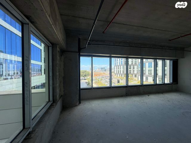 משרדים, משה דיין 10, פארקטק פתח תקווה / אזור תעשייה קרית אריה, פתח תקווה