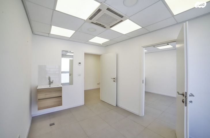 קליניקות, שפרינצק 3, גני שרונה, קרית הממשלה, תל אביב יפו