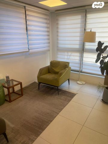 קליניקות, שפרינצק 3, גני שרונה, קרית הממשלה, תל אביב יפו