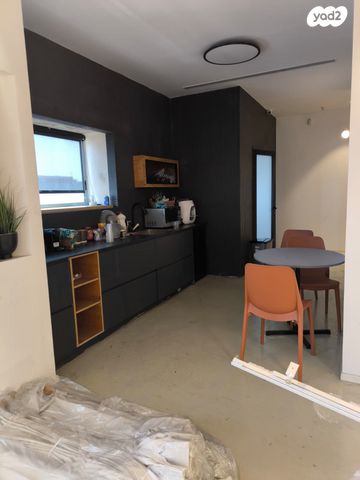 מבני תעשיה, מב"ת מערב, אזור תעשייה חדש, ראשון לציון