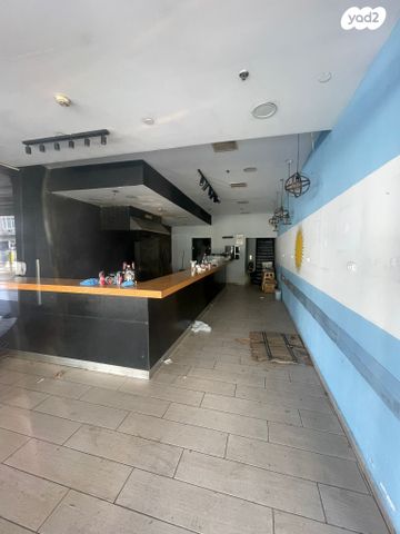 חנויות/ שטח מסחרי, אבן גבירול 5, תל אביב יפו