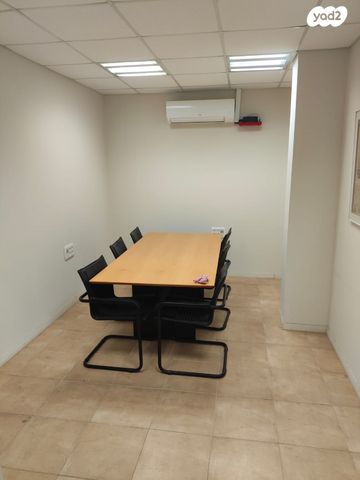 משרדים, שדרות אבא חושי, עספיא, עספיא