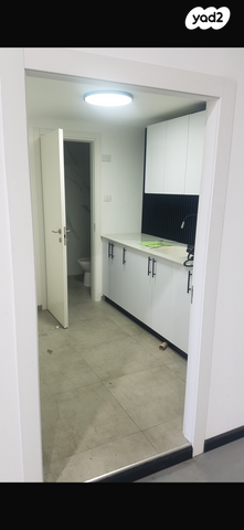 מבני תעשיה, קרית ביאליק