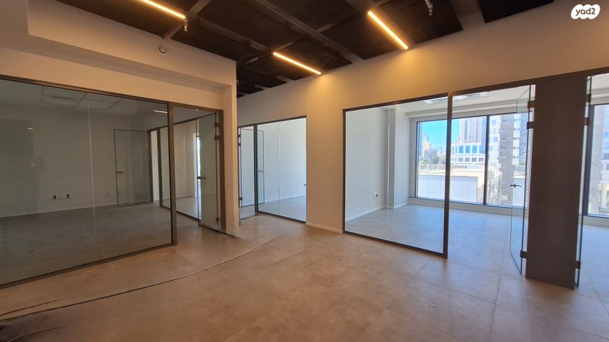 משרדים, דרך זאב ז'בוטינסקי, אזור תעשיה צפון, בני ברק