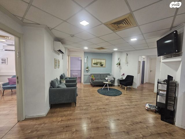 משרדים, יהושע חנקין, דרום עפולה, עפולה