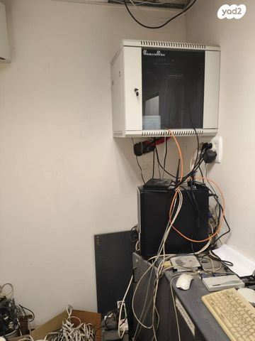 משרדים, שדרות אבא חושי, עספיא, עספיא