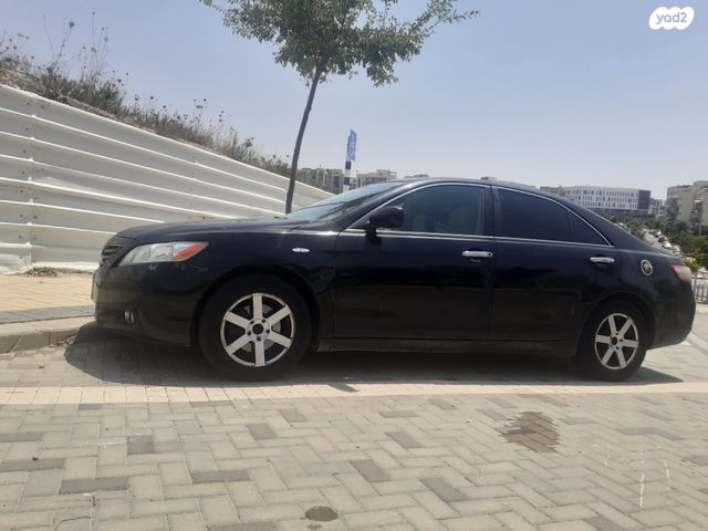 מודעת רכב טויוטה קאמרי