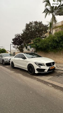 מודעת רכב מרצדס-בנץ CLA