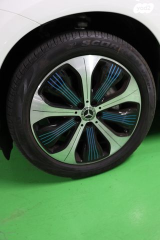 מרצדס-בנץ EQC