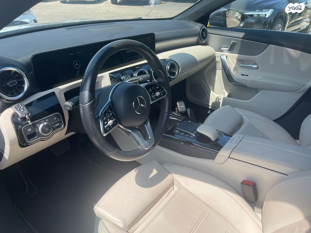 מרצדס-בנץ CLA