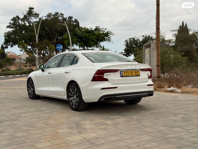 וולוו S60