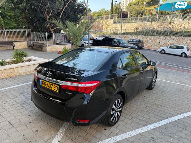 טויוטה קורולה