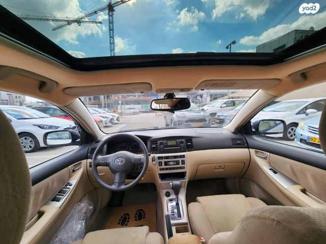 טויוטה קורולה