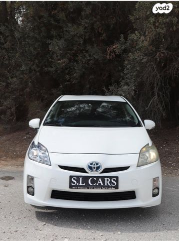 טויוטה פריוס