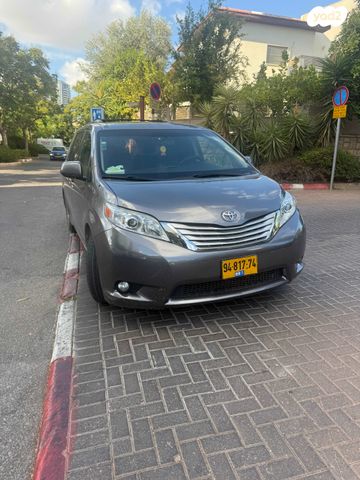 טויוטה סיינה