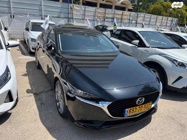 מודעת רכב מאזדה 3