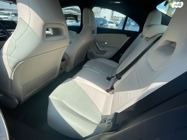 מרצדס-בנץ CLA