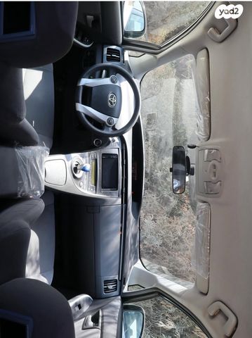 טויוטה פריוס