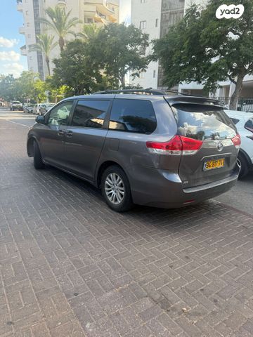 טויוטה סיינה