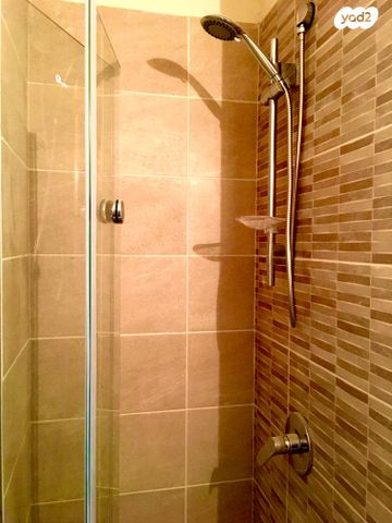 דירה, נחלת בנימין 159, פלורנטין, תל אביב יפו