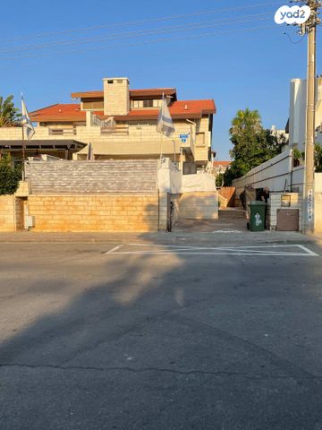 בית פרטי/ קוטג', המגילה 8, נווה חוף, ראשון לציון