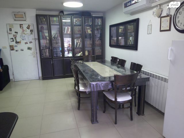 לואי ליפסקי 38