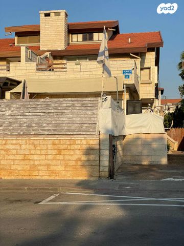 בית פרטי/ קוטג', המגילה 8, נווה חוף, ראשון לציון