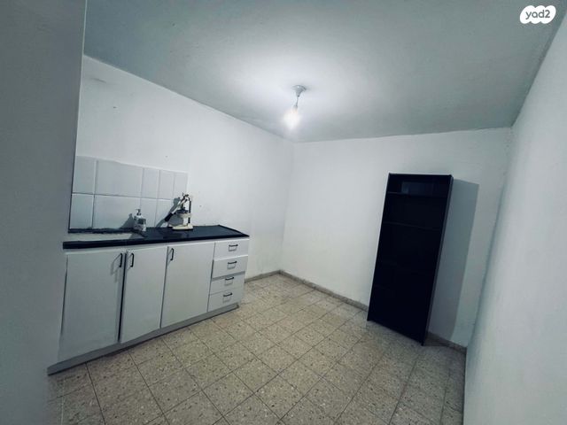 יחידת דיור, הדגנית 4, מנחם בגין, עכו