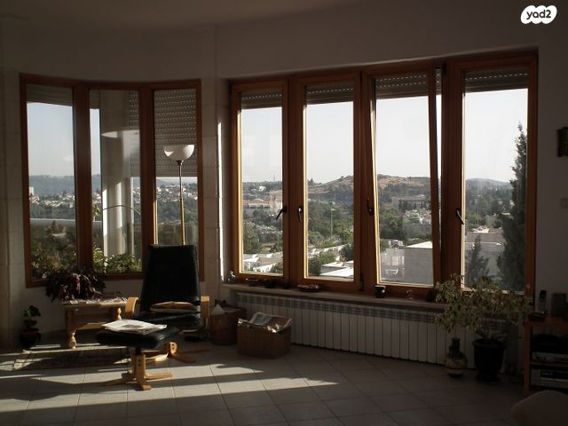 גג/ פנטהאוז, תבור 9, שכונה ה'-ו', מבשרת ציון