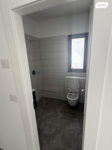 דירה, אמנון ליפקין שחק 1, נוף הטיילת, נתניה