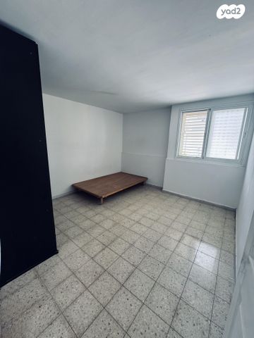 יחידת דיור, הדגנית 4, מנחם בגין, עכו