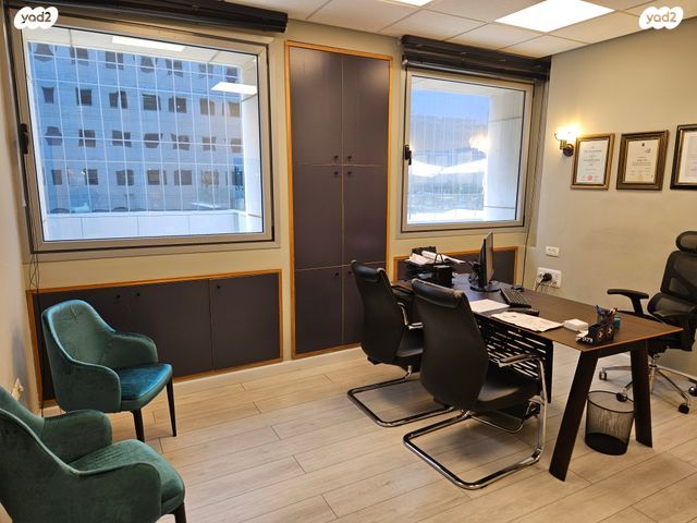 משרדים, אריה שנקר 14, אזור תעשיה, הרצליה